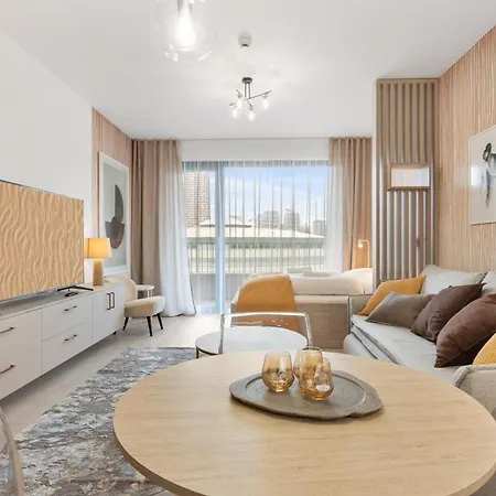 Lam Sophisticated - Ac - Balcony Apartman