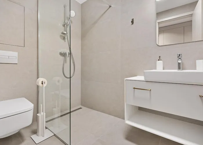 Lam Sophisticated - Ac - Balcony Apartmán *