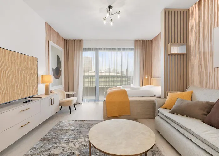 Lam Sophisticated - Ac - Balcony *