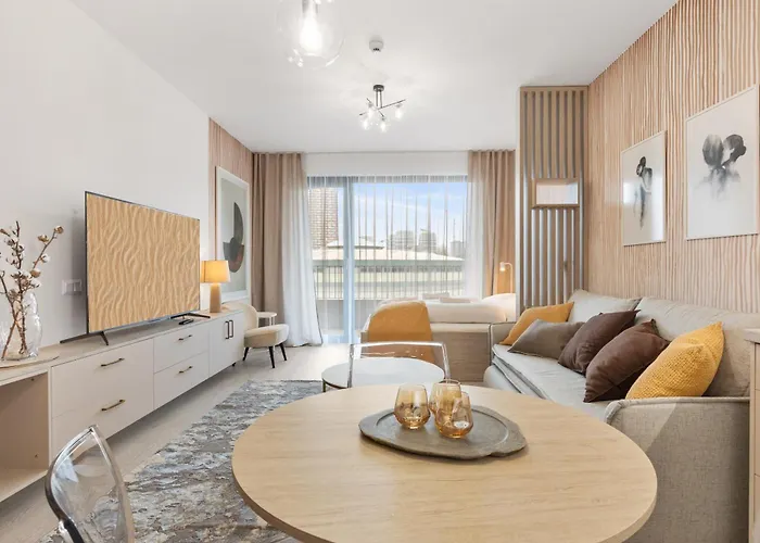 Lam Sophisticated - Ac - Balcony Apartament