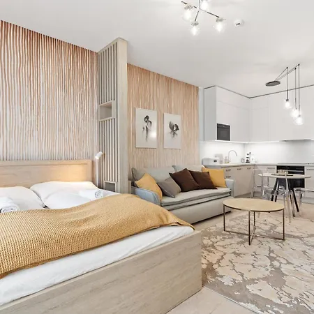 Apartment Lam Sophisticated - Ac - Balcony Bratislava